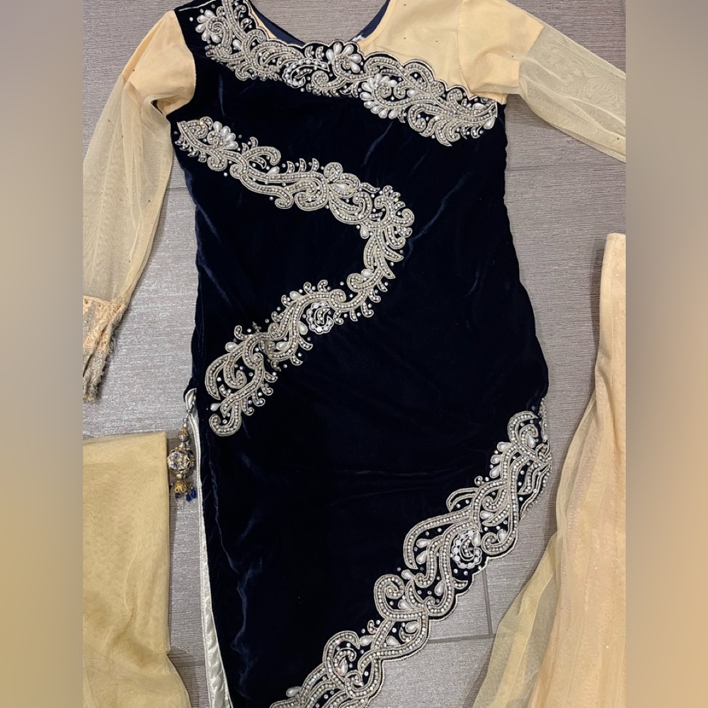 Velvet top/gold skirt Lengha/lehenga with scarf